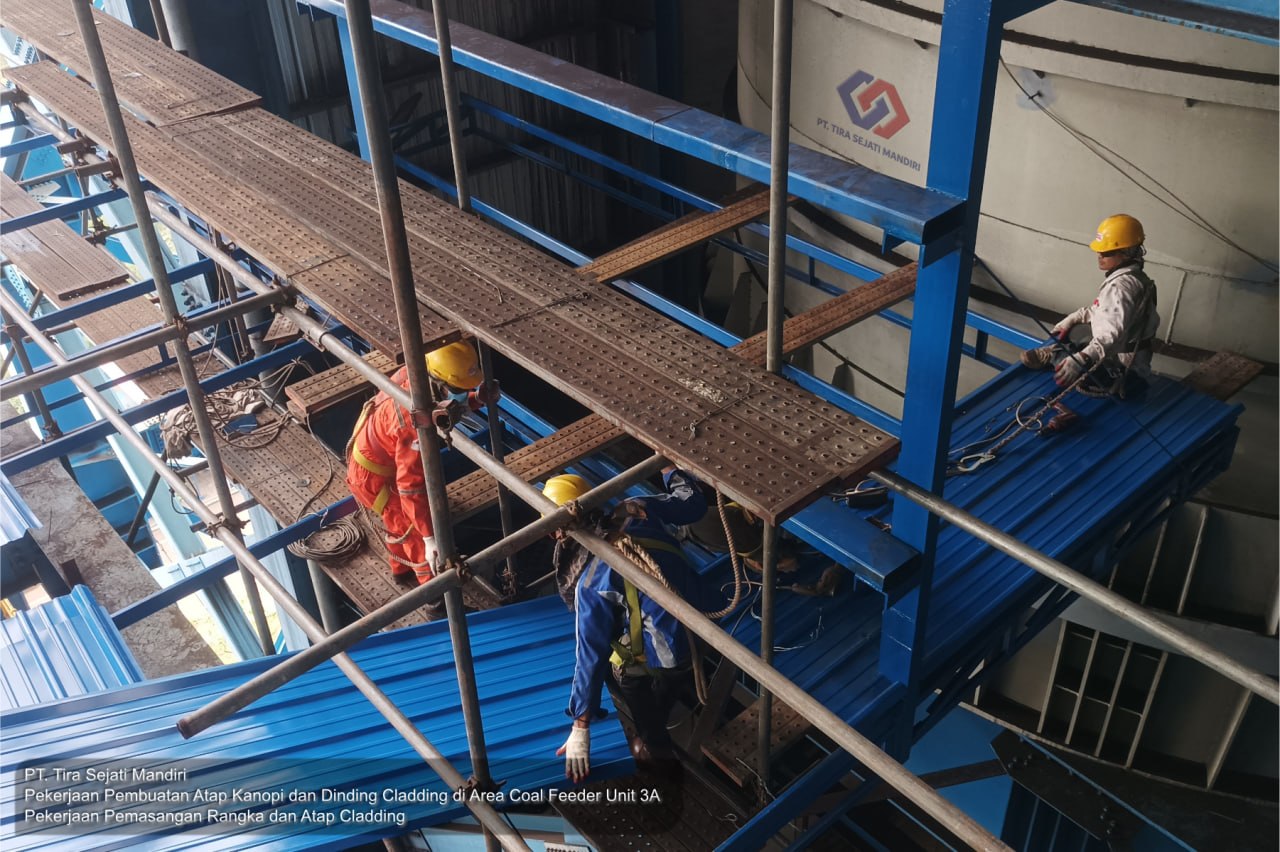 Pembuatan Atap Kanopi dan Dinding Cladding CoalFeeder
